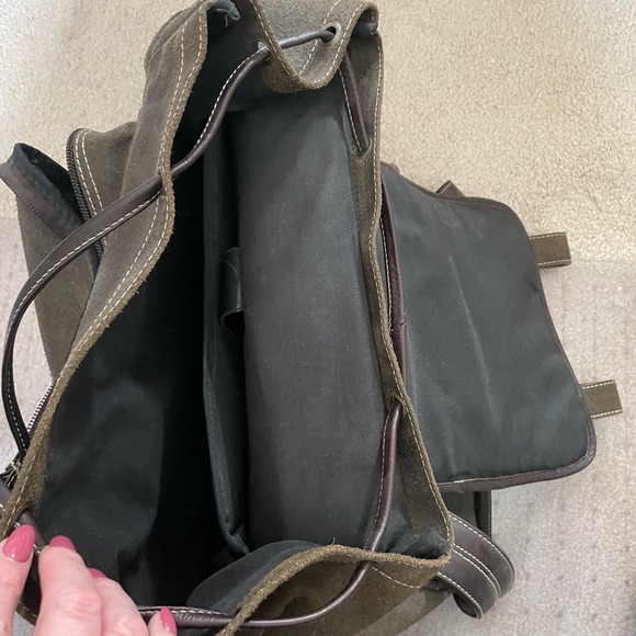 Claire Chase Sierra backpack in distressed brown! - Picture 3 of 6